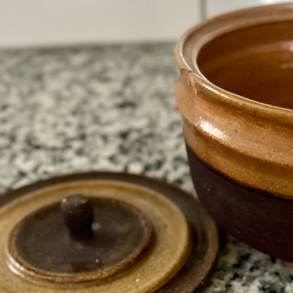 Earthenware Ceramic Dark and Golden Brown Bowl with Lid Hand thrown Clay Decor - Picture 13 of 16
